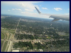 Flight Chicago - Toronto 02 - Chicago outskirts